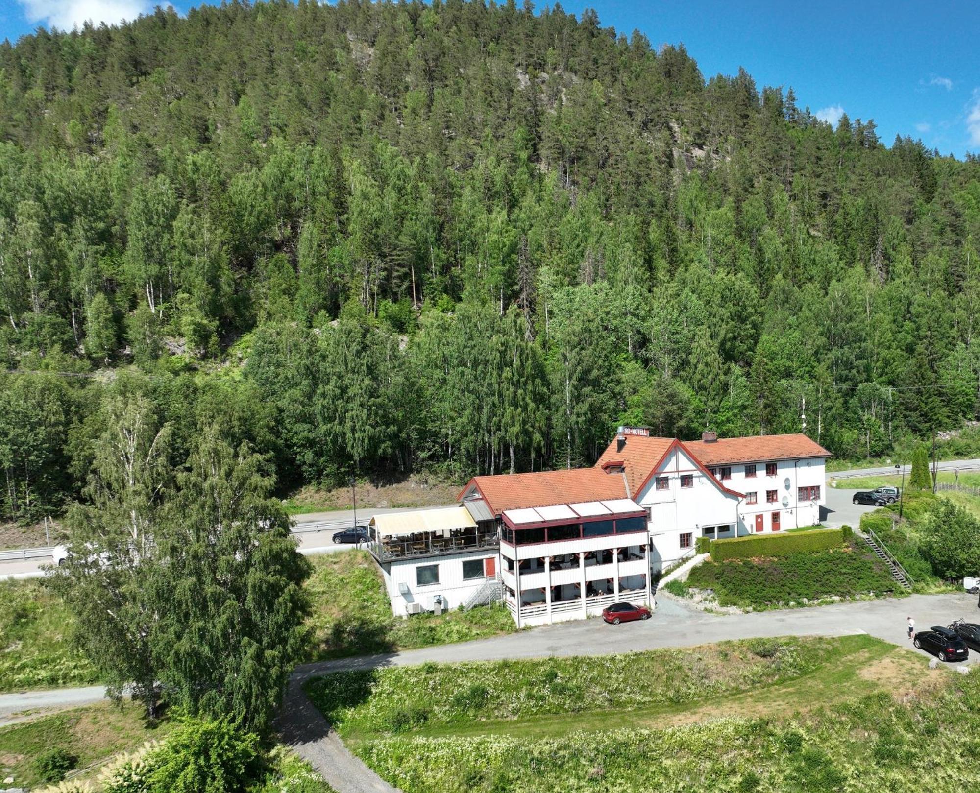 Kroderen Kro & Motel As Hamremoen Bagian luar foto